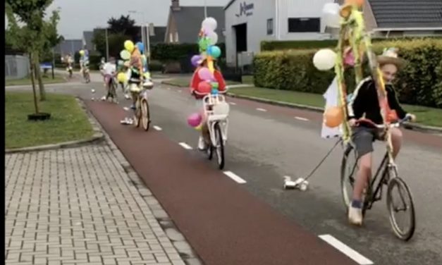 Leerlingen Willen de Zwijgerschool nemen met hoop herrie afscheid