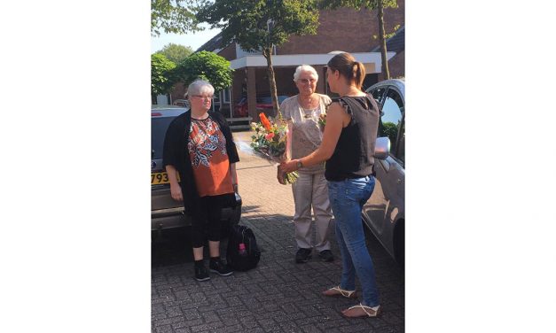 150e rit ANWB AutoMaatje Staphorst; Vrijwillige chauffeur en deelnemer worden verrast
