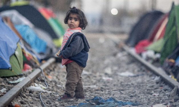 Deurcollecte kinderen in Lesbos