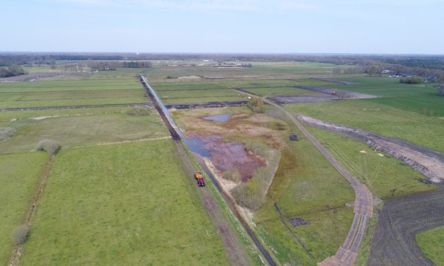 Plagwerkzaamheden in de Vledders bij IJhorst vorderen gestaag