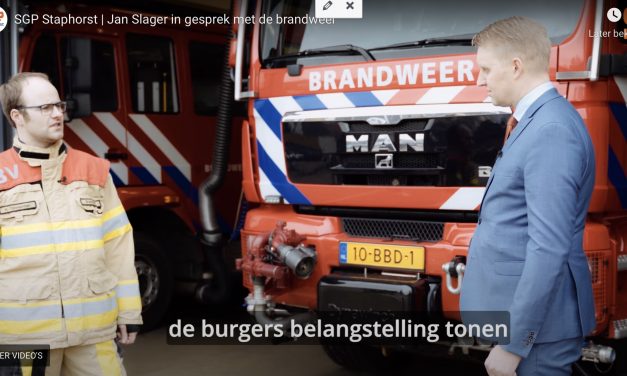 SGP Staphorst – Jan Slager in gesprek met de brandweer