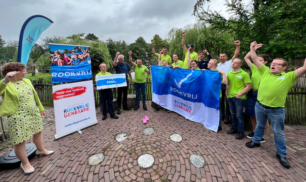 Rookvrije Generatie Awards voor voetbalvereniging, kinderboerderij Samenzoo en scoutinggroep