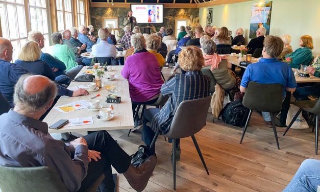 Geslaagde ontmoetingsmiddag Nedersaksische taal en cultuur Overijssel