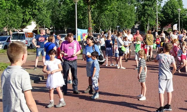 Wandelvierdaagse, gedicht door Aad van der Klaauw