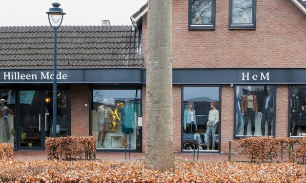 Op vrijdag en zaterdag 20% korting op alle winterjassen in onze Dames en Mannen afdeling.