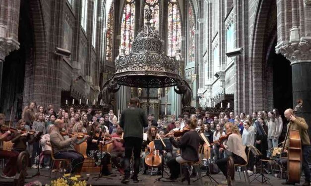 Laatste kaarten Mozart Requiem door Greijdanus Schoolkoor