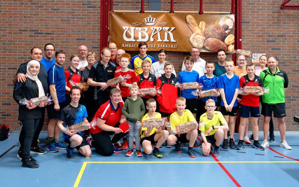 Het Familie tafeltennis dubbeltoernooi werd wederom een groot succes