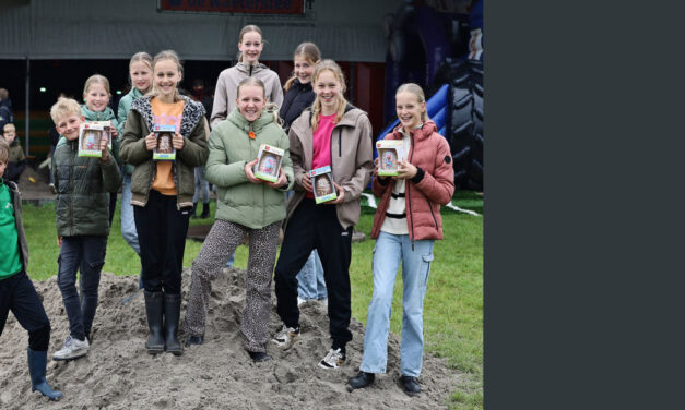 “eier-happening” in Rouveen