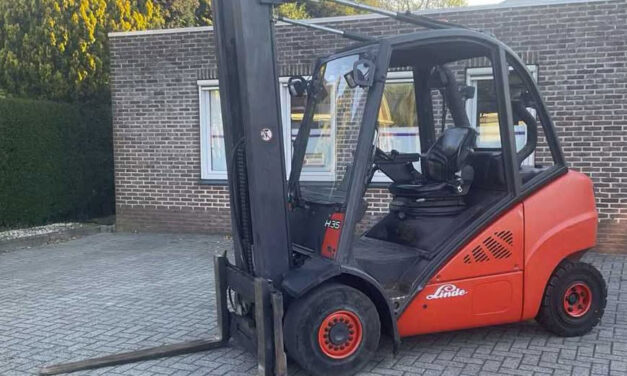 Veiling van Heftrucks, hoogwerkers, grondverzet machines, uitrustingsstukken en onderdelen in Staphorst