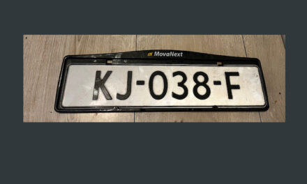 Witte kentekenplaat van Porsche gevonden