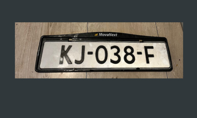Witte kentekenplaat van Porsche gevonden