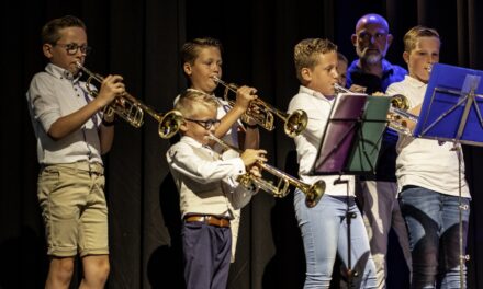 Leerlingen uit onder andere Staphorst concerteren in overvolle ‘d Overtoom Genemuiden