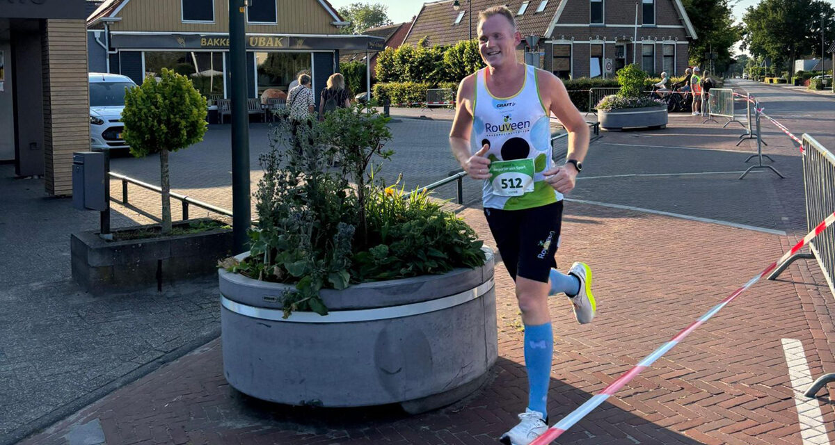 Lopers Bos Bedden Loopgroep AG ’85 bij diverse wedstrijden actie