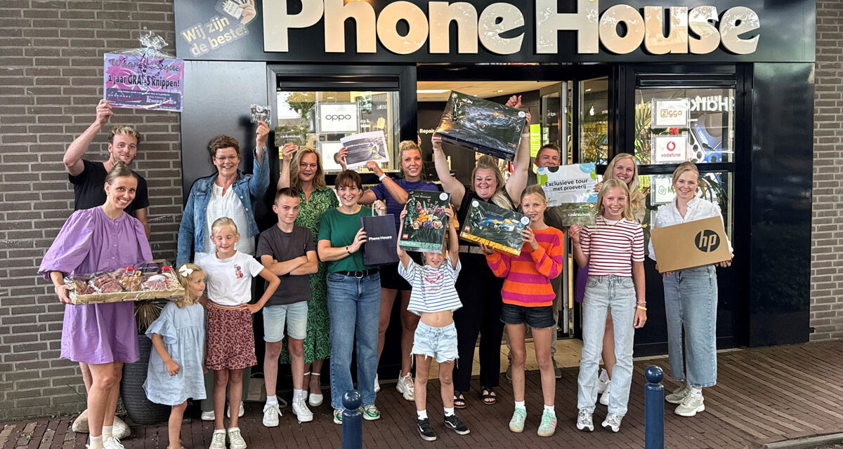 Uitreiking 10 hoofdprijzen feestelijke voorjaarsactie Staphorst-Rouveen