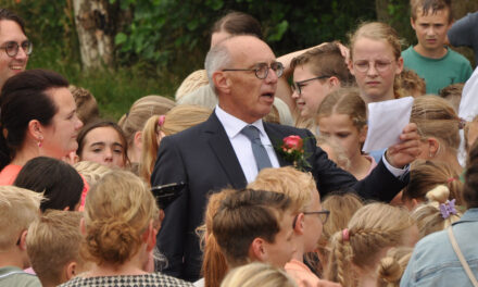Meester Hendriksma heeft afscheid genomen