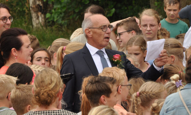 Meester Hendriksma heeft afscheid genomen