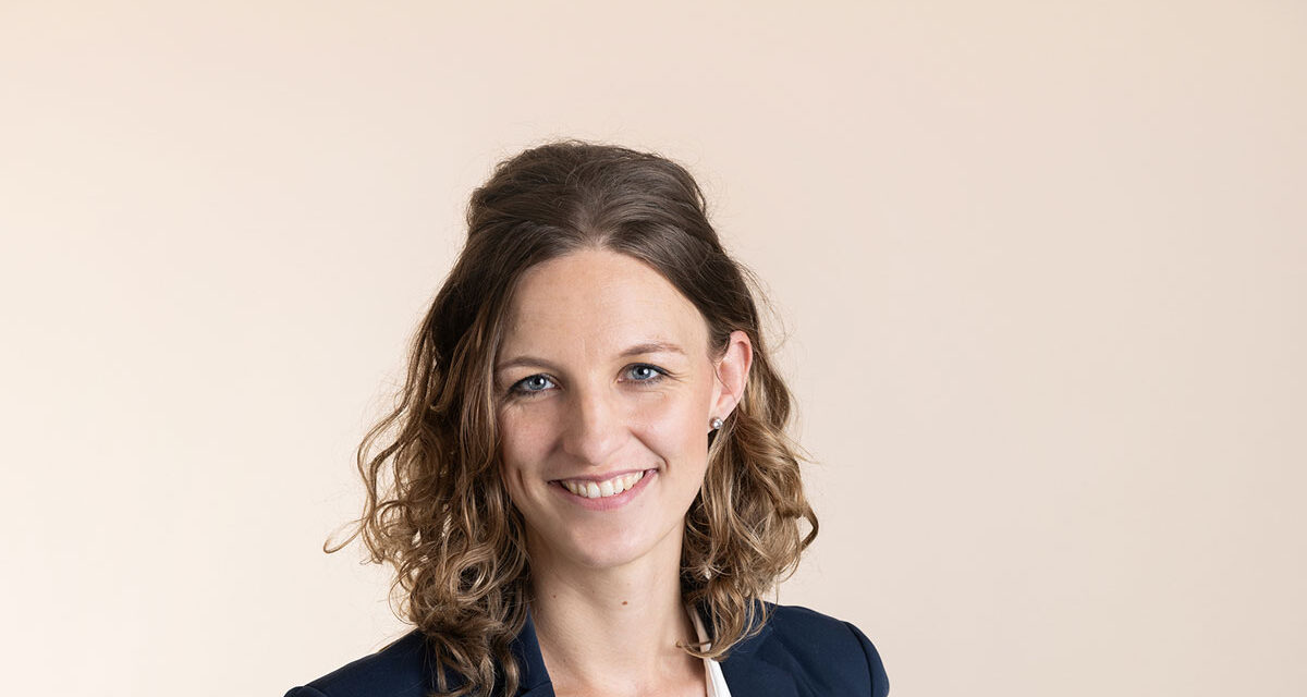 Financieel adviseur Hester Vos uit Rouveen helpt gezinnen met eerlijke keuzes over geld