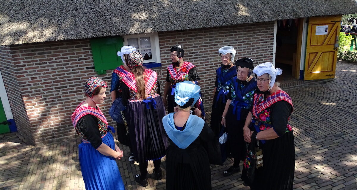 Staphorstdag 3, de klederdrachtshow