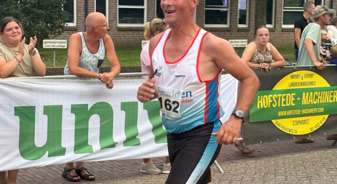 Hardlopers Bos Bedden Loopgroep AG ’85 in actie bij diverse wedstrijden