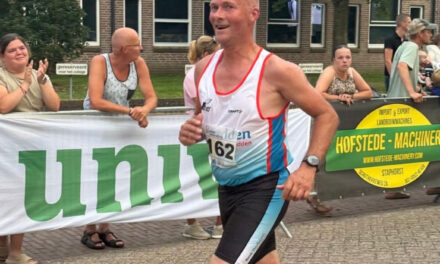Hardlopers Bos Bedden Loopgroep AG ’85 in actie bij diverse wedstrijden
