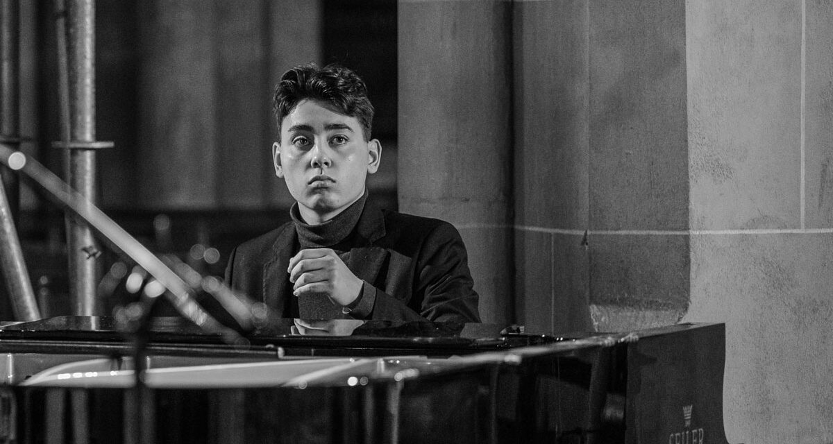 Roderick van Arnhem geeft inloop pianoconcert in Sint Annakapel te Kampen