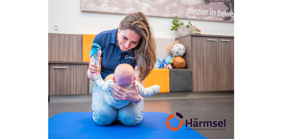 Van huilen naar glimlachen: Hoe kinderfysiotherapie rust brengt bij (huil-)baby’s