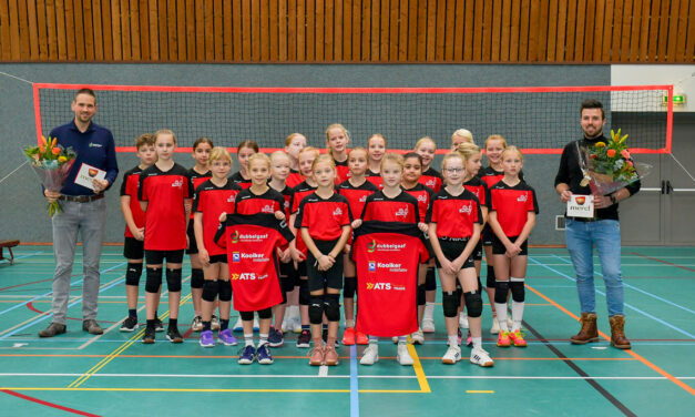Nieuwe sponsors voor volleystars vv Rouveen