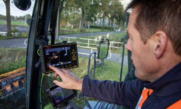 Sloten maaien, baggeren én meten met de Slimme Kraan