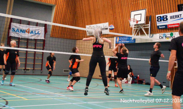 Nachtvolleybal in Staphorst: sport, sfeer en steun voor goede doelen