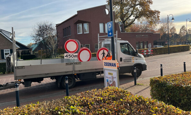 Foutje in verkeersbord an Diek
