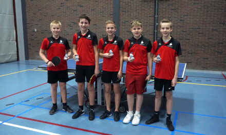 Het 1e Staphorster jeugd tafeltennisteam is kampioen