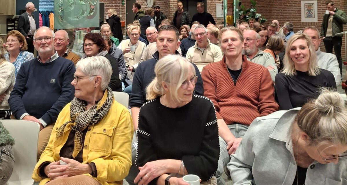 Veel inwoners IJhorst aanwezig in Raadszaal tijdens raadsvergadering