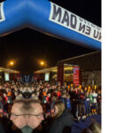 Race op klompen in Rouveen weer goed voor veel vermaak