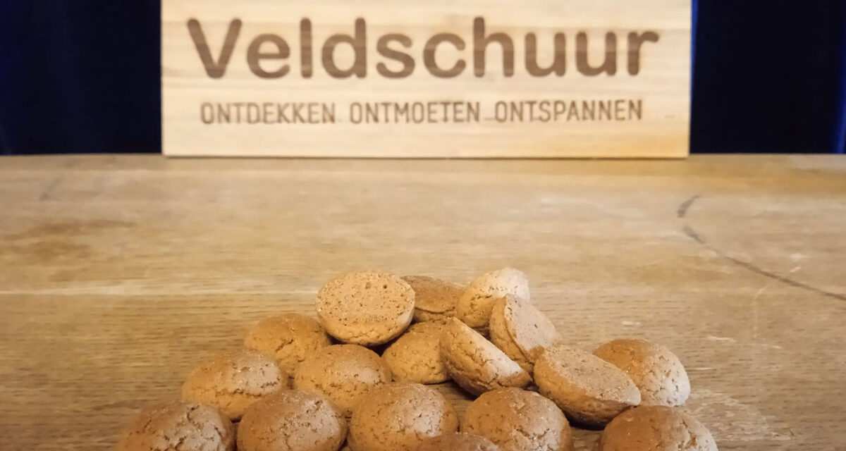 Pepernoten bakken bij de Veldschuur op 3 december