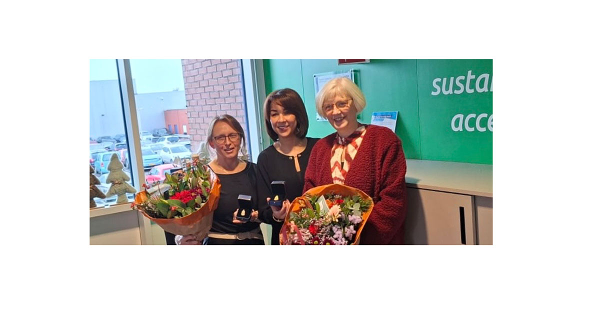 25 jaar Action voor Hanneke de Witte en Hilly Hengsteboer