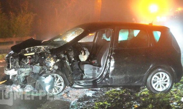 Twee gewonden bij verkeersongeval Klaas Kloosterweg Oost/Buitenstouwe