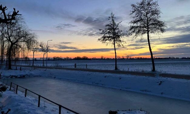 Wat de wind kan vormen van de sneeuw!