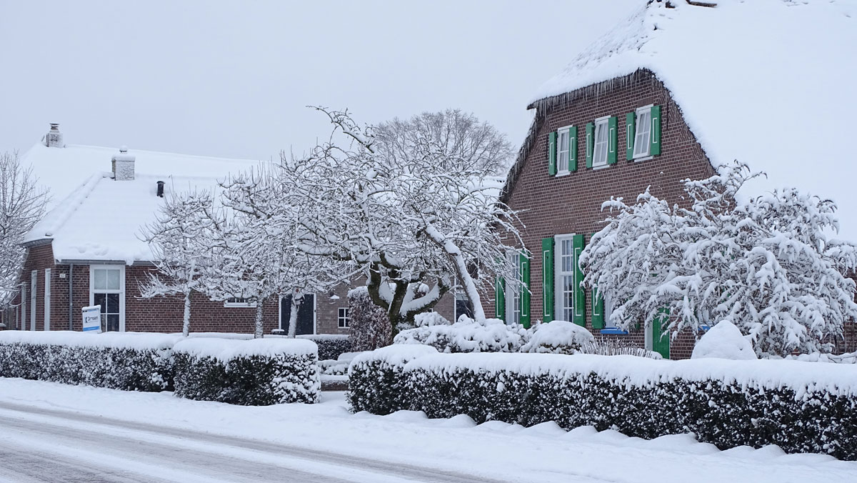 Sneeuw in Staphorst en Rouveen