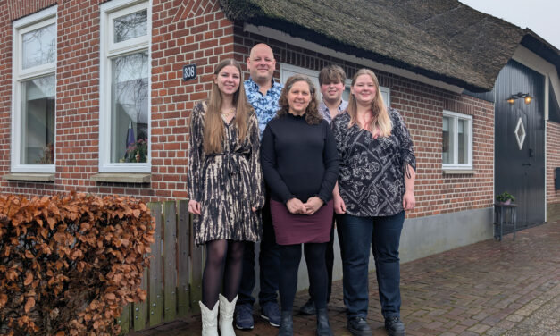 Weblog Staphorst Magazine verwelkomt: De Familie Middendorp