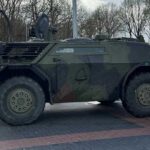 Met de Fennek een taart halen