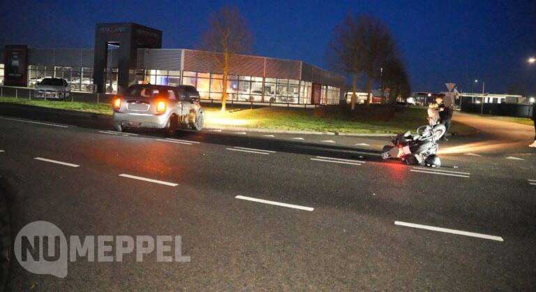 Motorrijder gewond na aanrijding in Staphorst