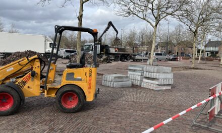 Start verbouw marktterrein