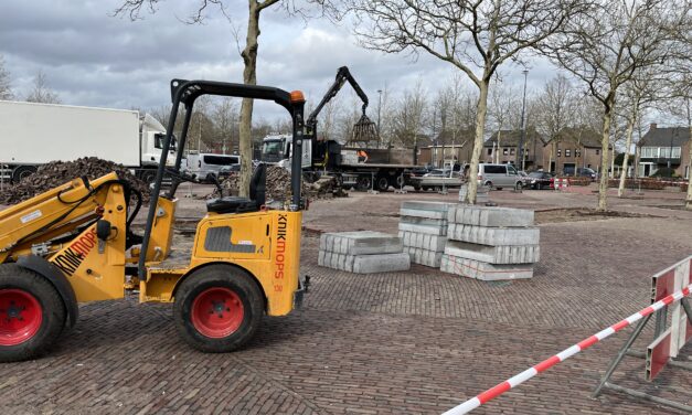 Start verbouw marktterrein