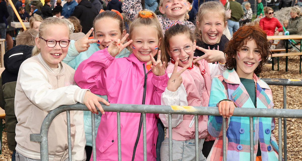 Volop activiteiten op het feestterrein in Rouveen