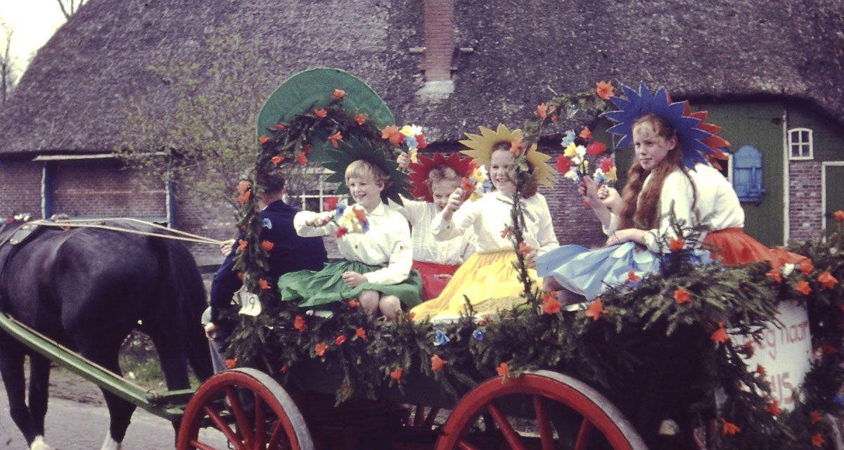 Feesten in Staphorst en Rouveen; dia’s van Gerrit en Alie Stegeman in d’ Olde Skoele