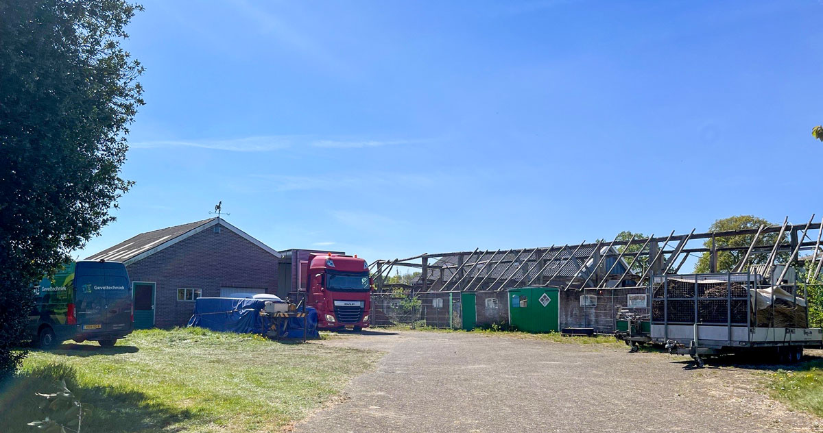 Eigenaar bouwval overvalt de buurt