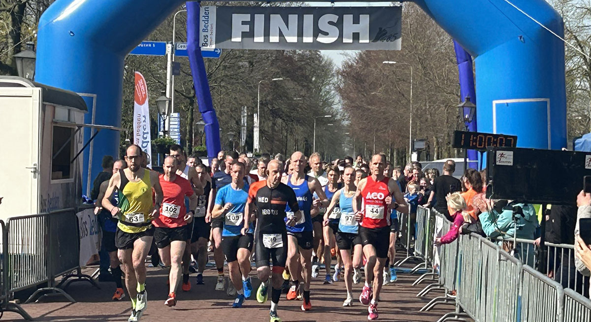 Hardlopers uit heel Nederland doen mee met LIV Halve Marathon van Nieuwleusen