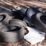 Autobanden gedumpt in Staphorster bos