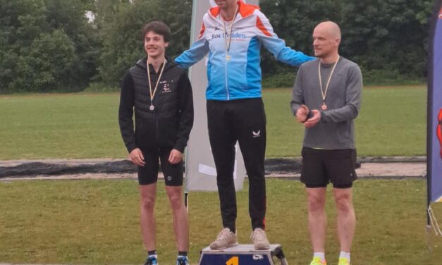 Lopers Bos Bedden Loopgroep AG ’85 lopen diverse wedstrijden