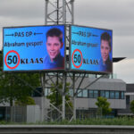 Van krantenbaby tot Abraham: eindelijk een geboortekaartje na 50 jaar